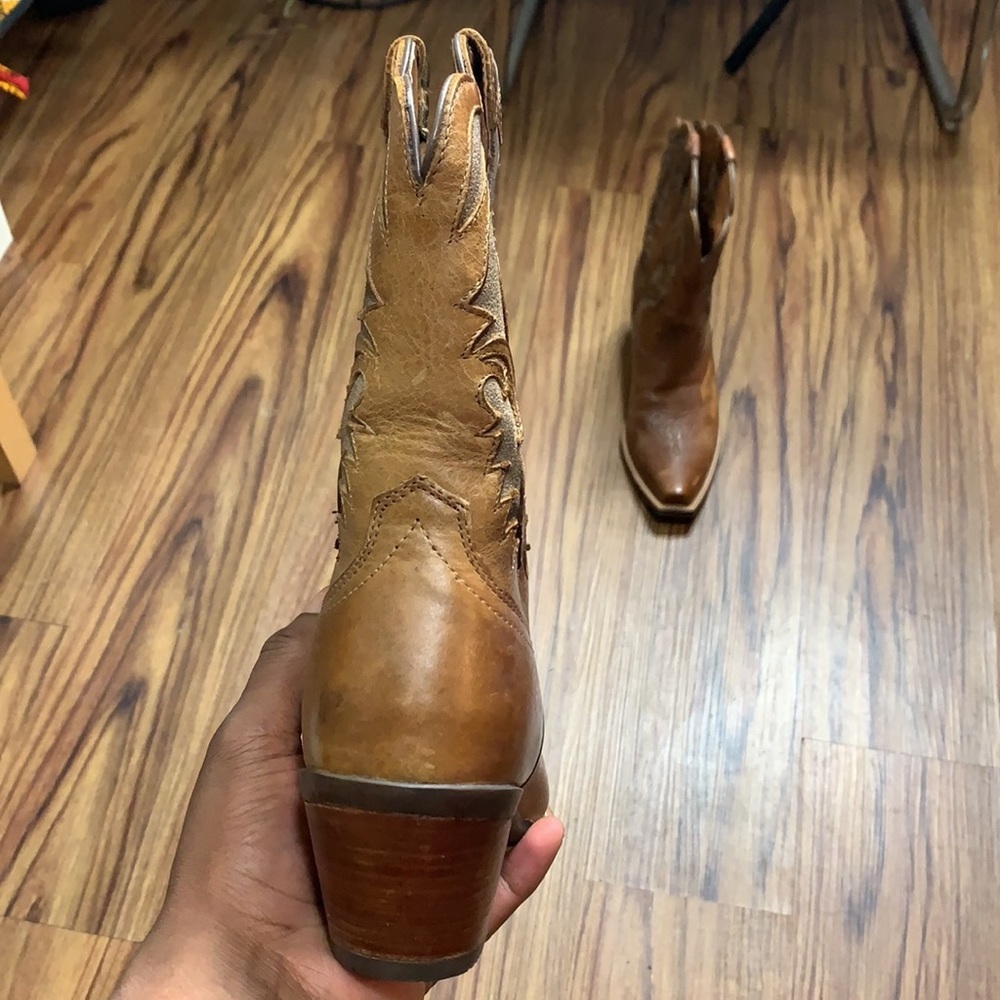 COPY - Ariat D Toe Cowboy Women Boots (6.5B) - Picture 7 of 16